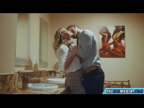 ❤️ Ina whakawaia koe e te kakaho tetona i roto i te wharepaku whanui ️❌ Karekau Nui i mi.sex78.ru
